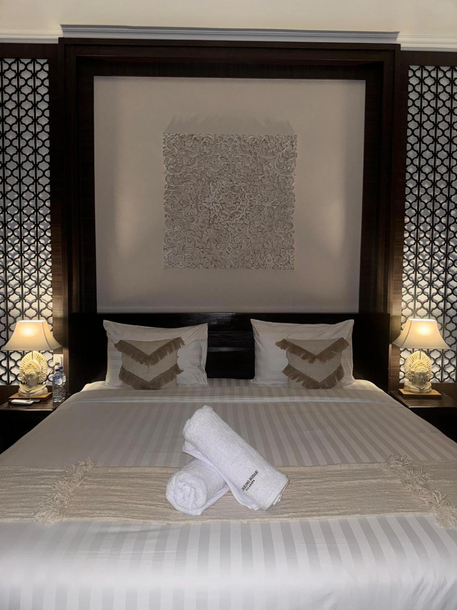 Kelingking Mesari Villa And Spa Batumadeg Exterior foto